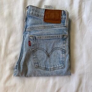 Levi’s Wedgie Fit Ankle Women's Jeans Tango Light size 24